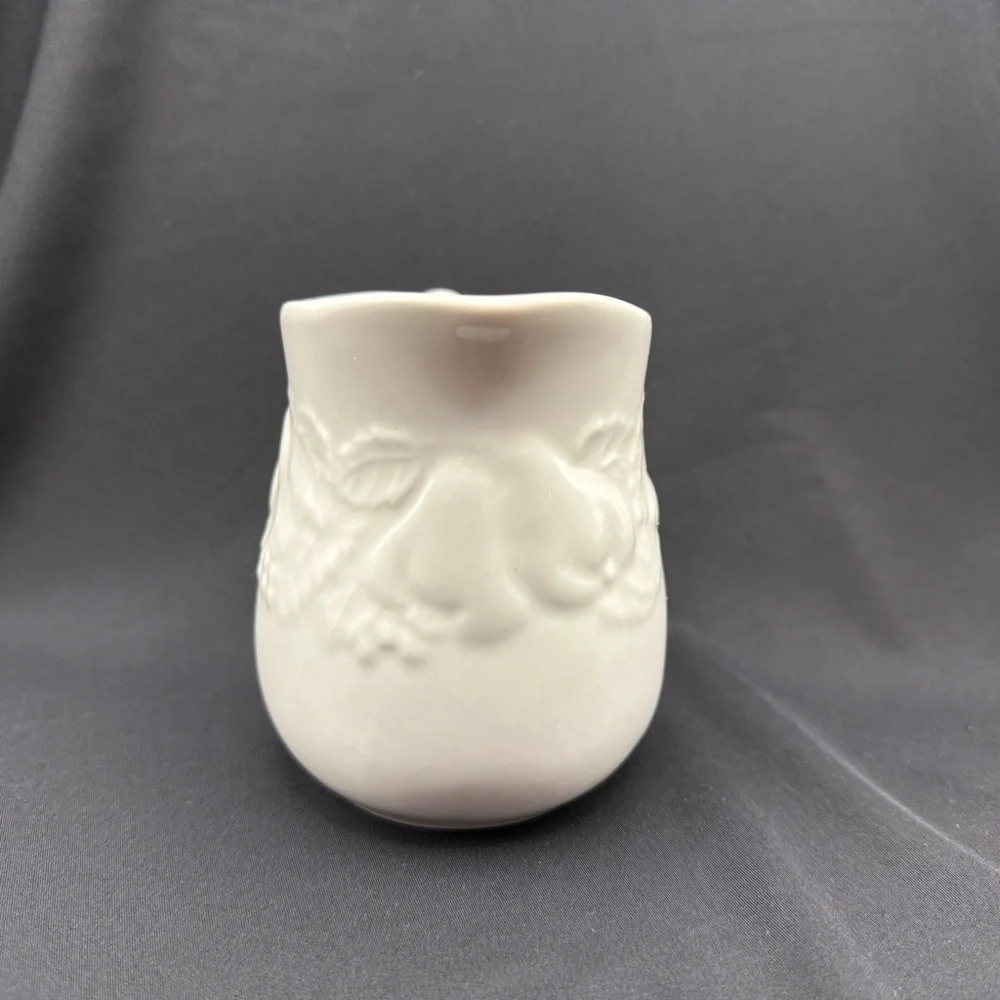 Nature Handcrafted Collection White Tabletops Unlimited Embossed Fruit Creamer
